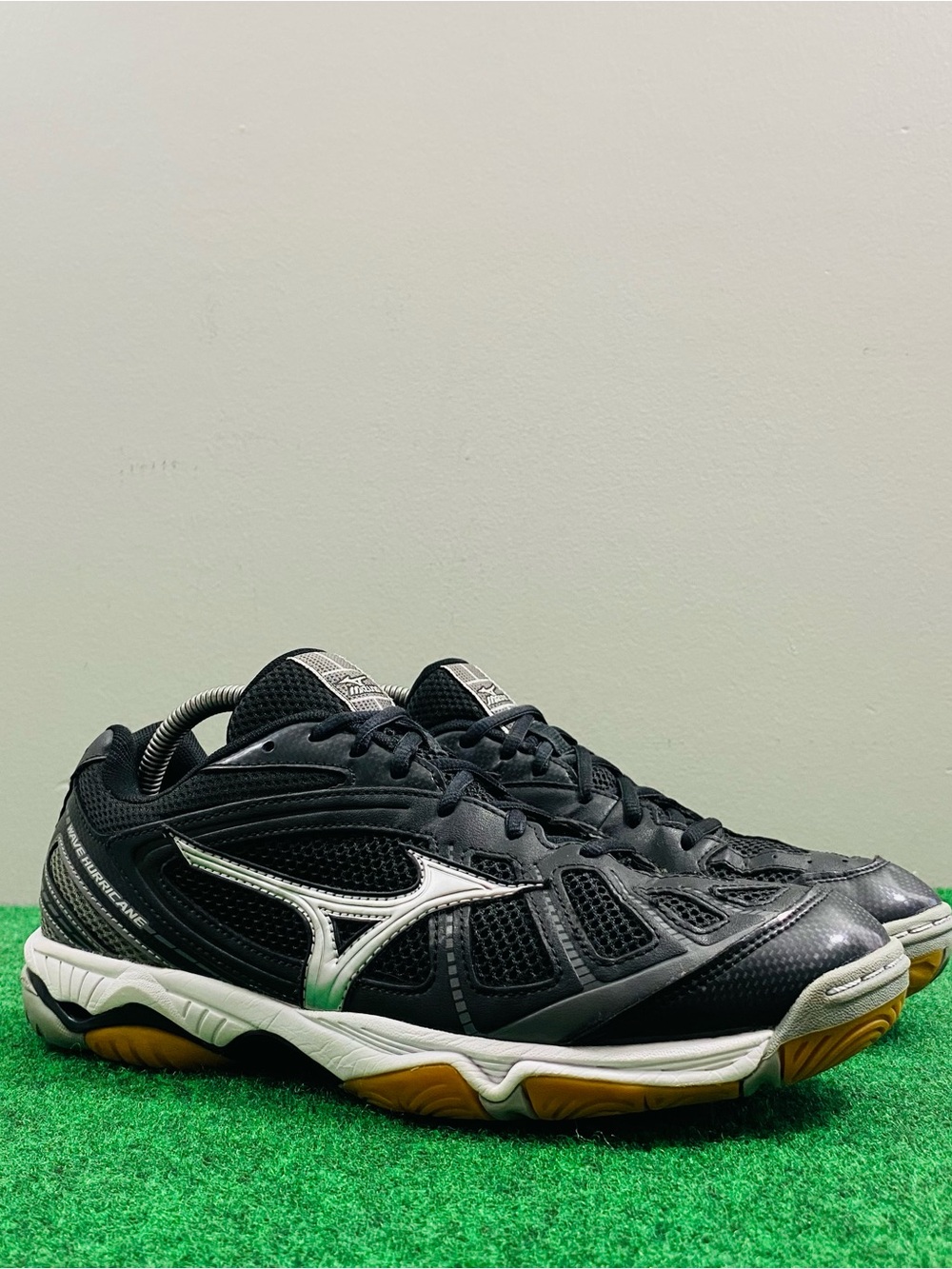 Mizuno Wave Hurricane Women's Volleyball Shoes Sneakers Black/Silver Size 11